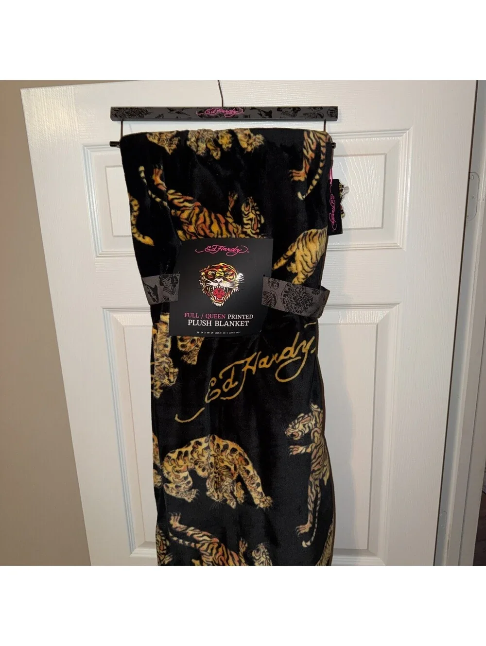 Ed Hardy FULL/QUEEN Tiger Printed Black Throw Blanket Brand New 90x90 in